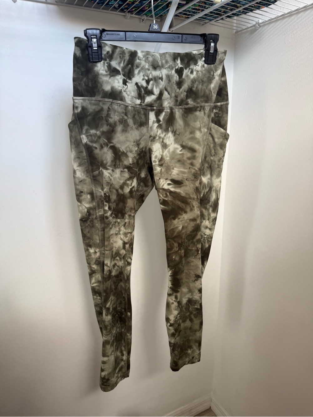 lululemon athletica Olive Tie-Dye High-Rise Align Leggings